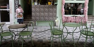 πρασινα τραπεζοκαθίσματα