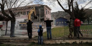 κατεδαφιση