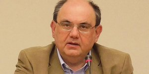 Ο οικονομολόγος Δημήτρης Καζάκης