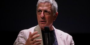 Ο Στέλιος Κούλογλου