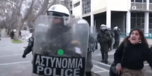 Από το βίντεο φοιτήτριας με ΜΑΤ, στο ΑΠΘ