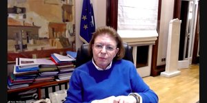 λινα μενδωνη