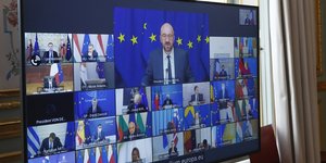 Τηλεόραση από την τηλεδιάσκεψη της Συνόδου Κορυφής