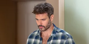 Ευγενια Δημητροπουλου Μιχαλησ Λεβεντογιαννησ / Mixalhs Lebentogiannhs Bovary - Η ευγενία δημητροπούλου παντρεύτηκε υπό άκρα μυστικότητα.