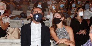 Μιχαλοπούλου και Κουτσόπουλος σε παράσταση στο Ηρώδειο