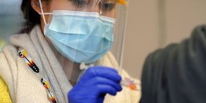 Moderna: Ξεκίνησε κλινικές δοκιμές του εμβολίου σε χιλιάδες παιδιά