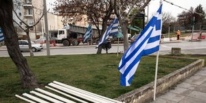 Ελληνικές σημαίες σε όλη την πόλη της Θεσσαλονίκης