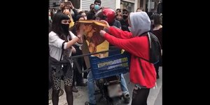 Από το βίντεο με το σκίσιμο της εικόνας