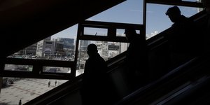 σκοτεινη σκαλα πολη 