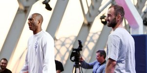 Ο Κόμπι Μπράιαντ και ο Βασίλης Σπανούλης