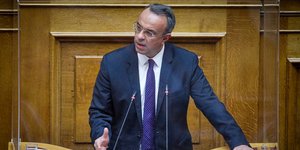 Ο Χρήστος Σταϊκούρας σε ομιλία στη Βουλή