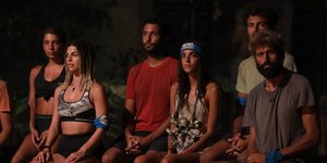 Η μπλε ομάδα στο συμβούλιο του Survivor 4