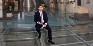 Ο υπουργός Τουρισμού Χάρης Θεοχάρης 