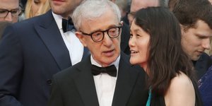 Ο Γούντι Αλεν με τη σύζυγό του Σουν Γι 