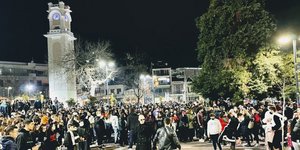 Το ρολόι στην πλατεία της Ξάνθης