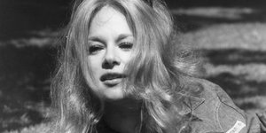 Η Αλίκη Βουγιουκλάκη