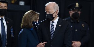 Μπάιντεν και Πελόζι