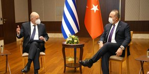 Νίκος Δένδιας και Μεβλούτ Τσαβούσογλου