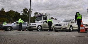 Ελεγχοι της τροχαίας στις εξόδους της πόλης 