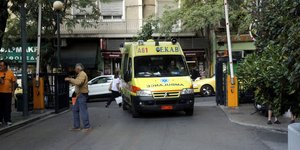 Ασθενοφόρο στον Ευαγγελισμό