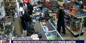 Τζορτζ Φλόιντ: Οι τελευταίες στιγμές πριν τη σύλληψη του