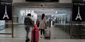 Αεροδρόμιο Σαρλ ντε Γκωλ, Γαλλία