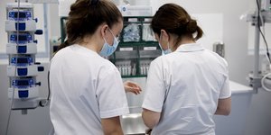 Γιατρίνες σε ΜΕΘ