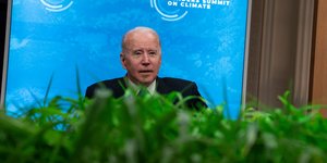 Ο Αμερικανός πρόεδρος Τζο Μπάιντεν στη σύνοδο κορυφής των ΗΠΑ για το κλίμα