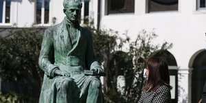 Κατερίνα Σακελλαροπούλου