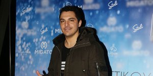 Ο τραγουδιστής Κώστας Δόξας