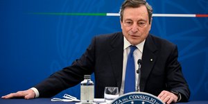 Ο Μάριο Ντράγκι σε συνέντευξη Τύπου