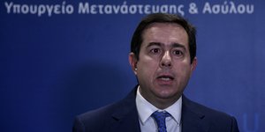 Νότης Μηταράκης