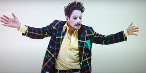 Ο Πάνος Βλάχος σε spoken word ραπ που τα σπάει -Τι είπε ο καλλιτέχνης στο iefimerida.gr