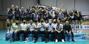 Η γυναικεία ομάδα βόλεϊ του ΠΑΟΚ