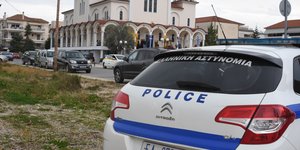 περιπολικο εκκλησια