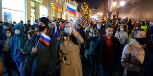 Ρώσοι διαδηλώνουν υπέρ Ναβάλνι