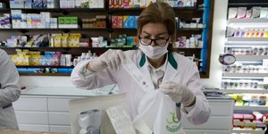 Εισαγγελική έρευνα για fake news, που αναφέρουν πως μαθητές που βγαίνουν δεύτερη φορά θετικοί σε self test «θα οδηγούνται σε δομές covid»