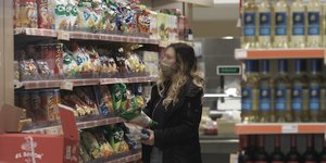 Eortastiko Wrario Pws 8a Leitoyrghsoyn Ta Katasthmata M Paraskeyh Kai M Sabbato Ellada Iefimerida Gr