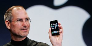 Στιβ Τζομπς