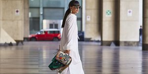 στιλάτη γυναίκα στην εβδομάδα μόδας