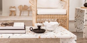 Τραπέζι σαλονιού 