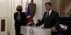 Ο Βαρβιτσιώτης σε δηλώσεις στο ΥΠΕΞ