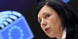 Η αντιπρόεδρος της Κομισιόν και επίτροπος Αξιών και Διαφάνειας της ΕΕ Βέρα Γιούροβα