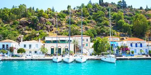 σκάφη στο λιμάνι του Πόρου
