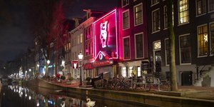 Η διάσημη περιοχή με τα κόκκινα φώτα του Άμστερνταμ