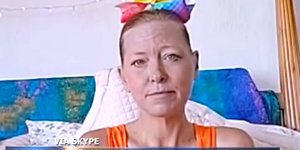 Η αρχηγός της αίρεσης «Η Αγάπη Κέρδισε», Έιμι Κάρλσον