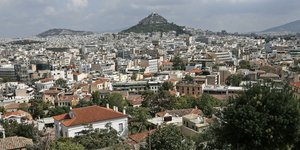 Αθηνα πανοραμική φωτό με Λυκαβηττό σπίτια πολυκατοικίες