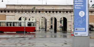 Κόκκινο λεωφορείο στην Αυστρία