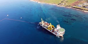 Cenergy Holdings: Επιτυχής ολοκλήρωση της διασύνδεσης των ρεκόρ Κρήτη - Πελοπόννησος
