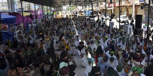 δεκαδες ινδοι